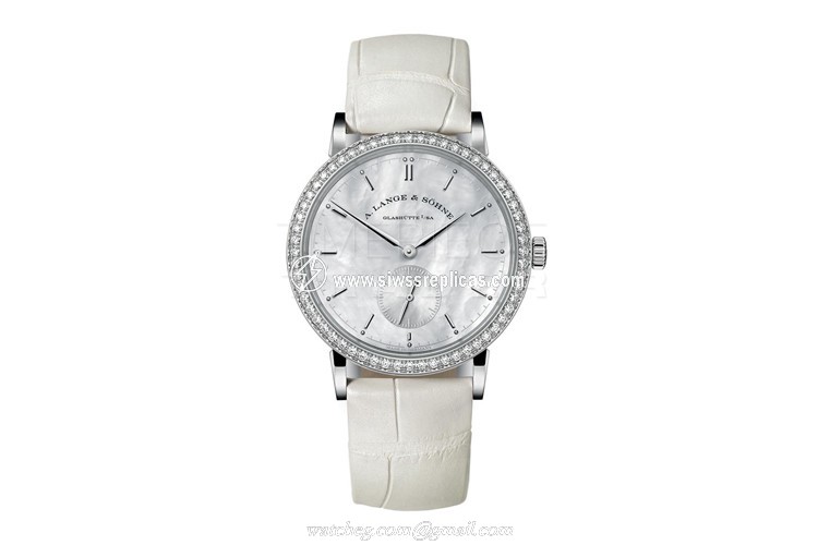 A. Lange & Sohne Saxonia Automatic 878.029 18k White Gold Manual Wind