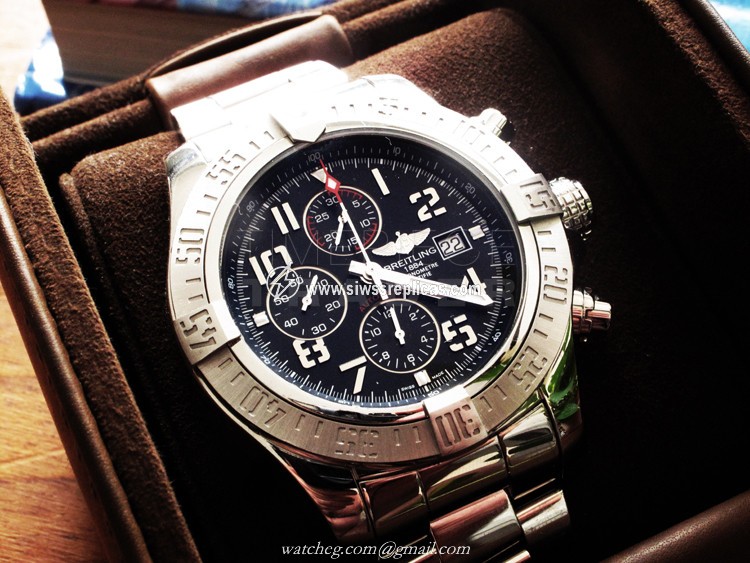 Breitling Super Avenger II A1337111/BC28 Stainless Steel Automatic Self-Winding
