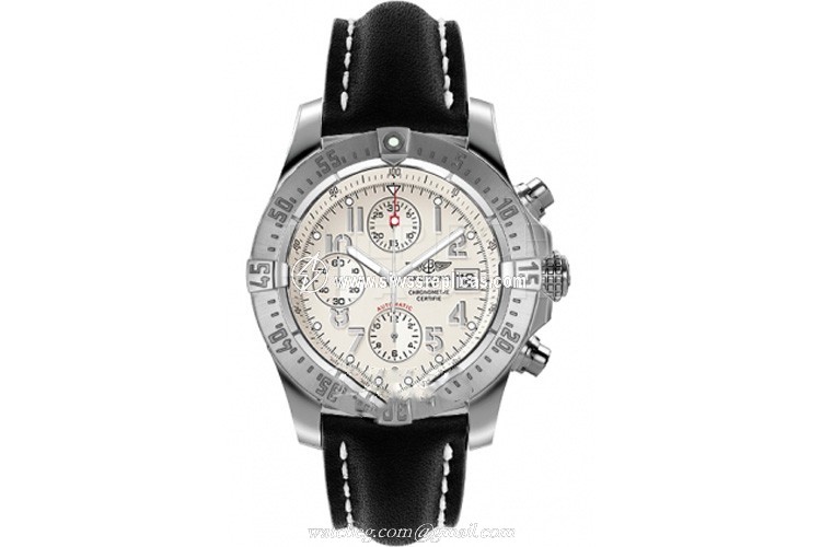 Breitling Avenger a1338012/g692-1lt Stainless Steel Automatic Chronograph - Chronometer 