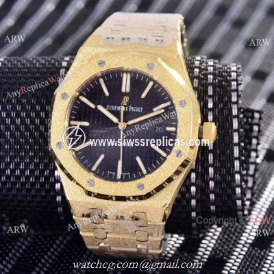 Replica Audemars Piguet Royal Oak Yellow Gold Frosted Watch 41mm