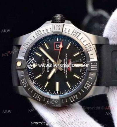 Swiss 2824-2 Breitling Avenger Blackbird Mens Watch AAA Replica