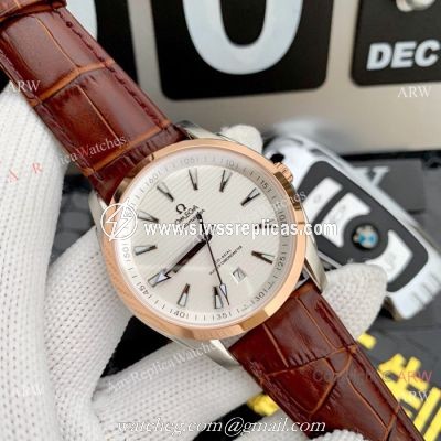 Omega Seamaster Aqua Terra Swiss 8900 Watch Rose Gold Bezel