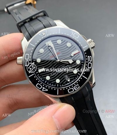 VS Factory Omega Seamaster Diver 300m VS 8800 Watch Black Rubber Strap Black Dial