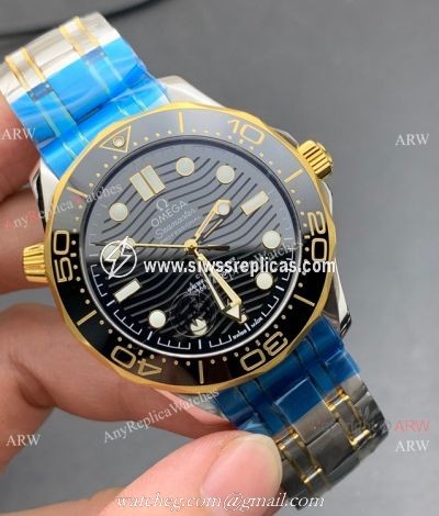 VS Factory Omega Seamaster Diver 300m VS 8800 Watch Two Tone Black Dial
