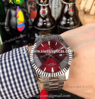 Tudor Geneve m12510 Stainless steel Cherry red dial Watches 40mm