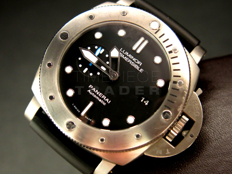 Panerai Luminor Submersible PAM1305 Titanium Automatic Panerai Luminor Submersible PAM1305 Titanium Automatic