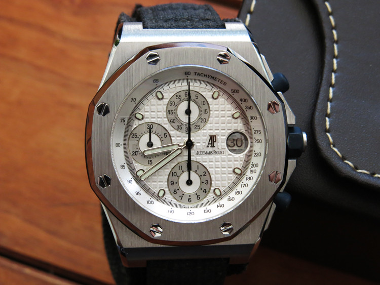 Audemars Piguet Royal Oak Offshore 25770ST.0.0001IN.01 Stainless Steel Automatic Chronograph Audemars Piguet Royal Oak Offshore 25770ST.0.0001IN.01 Stainless Steel Automatic Chronograph