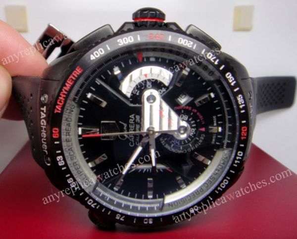 TAG Heuer Grand Carrera Calibre 36 Fiyat Black rubber Strap Watch TAG Heuer Grand Carrera Calibre 36 Fiyat Black rubber Strap Watch