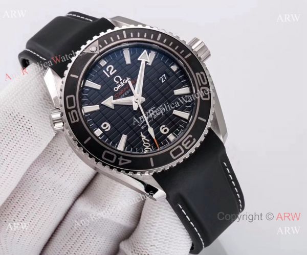 Swiss Grade Omega 007 Replica Seamaster Skyfall SS Black Rubber Strap Swiss Grade Omega 007 Replica Seamaster Skyfall SS Black Rubber Strap