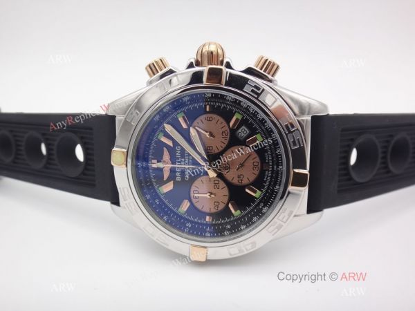 Breitling Chronomat B01 44mm Rose Gold Chronograph Black Rubber Band Breitling Chronomat B01 44mm Rose Gold Chronograph Black Rubber Band