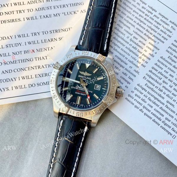 Replica Breitling Avenger Automatic 44mm Watch Blue Rubber Strap Replica Breitling Avenger Automatic 44mm Watch Blue Rubber Strap