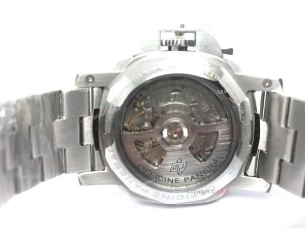 Luminor Panerai GMT Stainless Steel 72 Power Reserve Movement 44mm Watch Luminor Panerai GMT Stainless Steel 72 Power Reserve Movement 44mm Watch