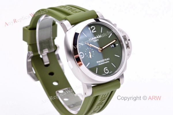 VS Factory Panerai PAM1056 Mahendra Singh Dhoni Luminor Green Dial 44mm Replica Watch VS Factory Panerai PAM1056 Mahendra Singh Dhoni Luminor Green Dial 44mm Replica Watch