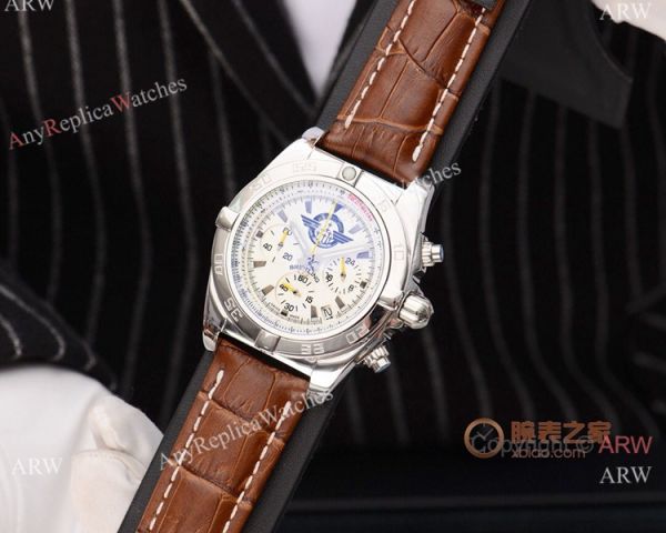 Best Quality Copy Breitling Chronomat 01 White Chronograph Watch Best Quality Copy Breitling Chronomat 01 White Chronograph Watch