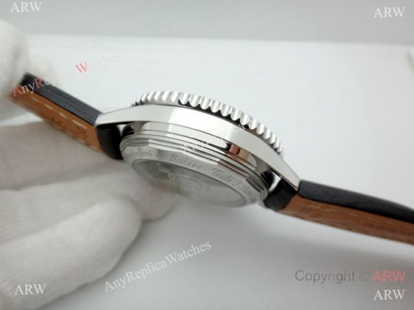 Swiss Copy Breitling 1884 Chronometre Navitimer Watch SS Case Black Dial Swiss Copy Breitling 1884 Chronometre Navitimer Watch SS Case Black Dial