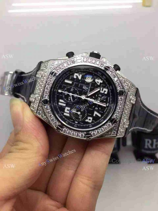 Replica Swiss Audemars Piguet Watch Diamond case Replica Swiss Audemars Piguet Watch Diamond case