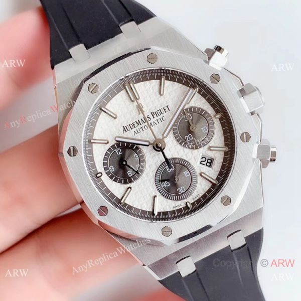BF Replica Audemars Piguet Royal Oak Chronograph Watch White Face Rubber Strap BF Replica Audemars Piguet Royal Oak Chronograph Watch White Face Rubber Strap