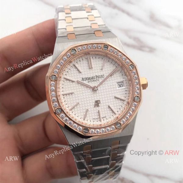New Audemars Piguet Royal Oak Extra Thin 2-Tone Rose Gold White Watch 39mm New Audemars Piguet Royal Oak Extra Thin 2-Tone Rose Gold White Watch 39mm