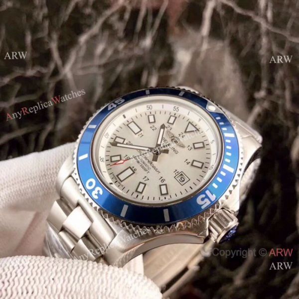 Replica Breitling Avenger Superocean Watch Stainless Steel Black Face Replica Breitling Avenger Superocean Watch Stainless Steel Black Face