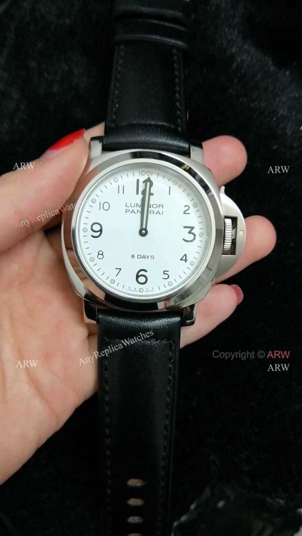Luminor Panerai 8 Days White Dial Replica Watch PAM561 Luminor Panerai 8 Days White Dial Replica Watch PAM561
