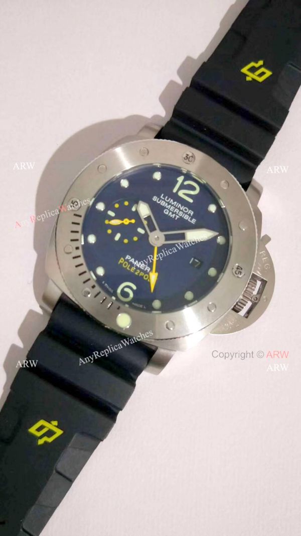AAA Copy Panerai Luminor Submersible GMT PAM 719 Black Rubber Watch AAA Copy Panerai Luminor Submersible GMT PAM 719 Black Rubber Watch