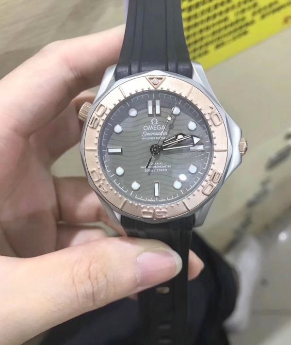 High Quality Replica Watches Omega Seamaster 300m 2018 New Automatic Watches New Wave Dials High Quality Replica Watches Omega Seamaster 300m 2018 New Automatic Watches New Wave Dials