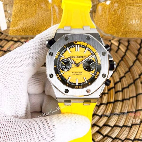 Audemars Piguet Royal Oak Offshore Diver Automatic watch SS Blue Face Audemars Piguet Royal Oak Offshore Diver Automatic watch SS Blue Face