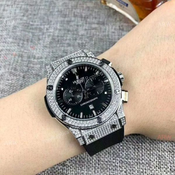 High Quality Hublot Big Bang Ice Out Chronograph Watch 41mm High Quality Hublot Big Bang Ice Out Chronograph Watch 41mm
