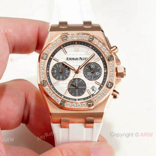 New Audemars Piguet Royal Oak Offshore Ladies Watch Rose Gold Purple Strap New Audemars Piguet Royal Oak Offshore Ladies Watch Rose Gold Purple Strap