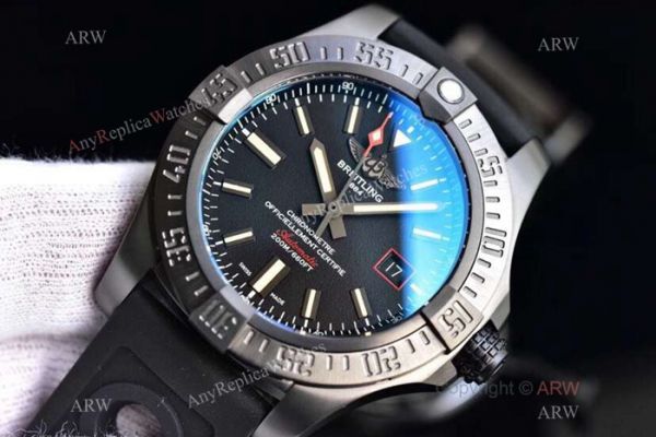 Swiss 2824-2 Breitling Avenger Blackbird Mens Watch AAA Replica Swiss 2824-2 Breitling Avenger Blackbird Mens Watch AAA Replica