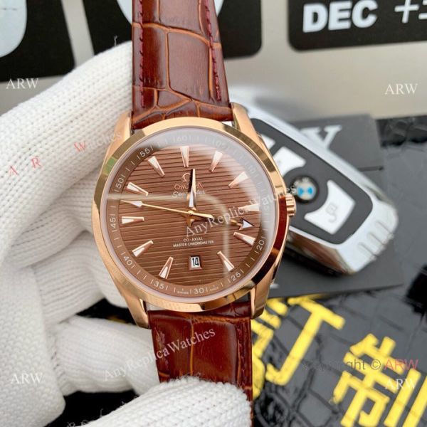 Omega Seamaster Aqua Terra Swiss 8900 Watch Rose Gold Bezel Omega Seamaster Aqua Terra Swiss 8900 Watch Rose Gold Bezel