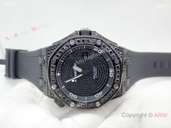 AAA Replica Audemars Piguet Iced Out Watch / Royal Oak Offshore Diver All Black AAA Replica Audemars Piguet Iced Out Watch / Royal Oak Offshore Diver All Black