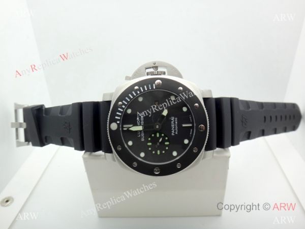 Copy Panerai Luminor Submersible SS Black Rubber Watch PAM 682 Copy Panerai Luminor Submersible SS Black Rubber Watch PAM 682