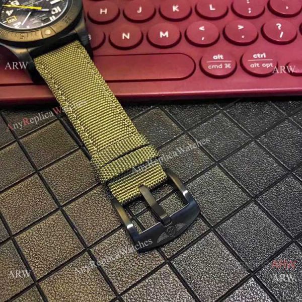 Breitling Avenger II Seawolf Copy Watch Blacksteel Green Leather Band Breitling Avenger II Seawolf Copy Watch Blacksteel Green Leather Band