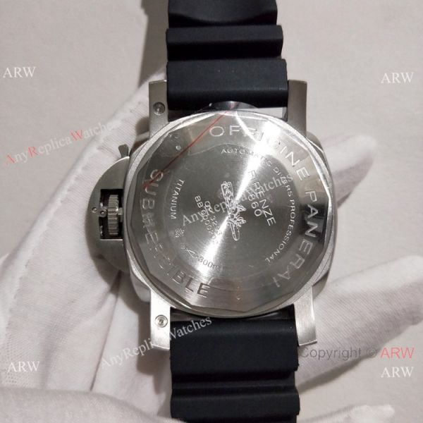 Copy Panerai Luminor Submersible PAM683 Watch Stianless Steel Black Bezel Copy Panerai Luminor Submersible PAM683 Watch Stianless Steel Black Bezel