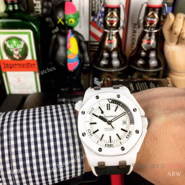 Swiss 3120 Audemars Piguet Royal Oak Offshore Divers White Ceramic Blue Rubber Watch New Replica Swiss 3120 Audemars Piguet Royal Oak Offshore Divers White Ceramic Blue Rubber Watch New Replica