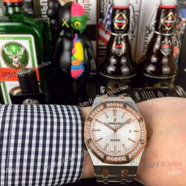 Copy Audemars Piguet Royal Oak Diamond bezel Rose Gold Watch 44MM Copy Audemars Piguet Royal Oak Diamond bezel Rose Gold Watch 44MM