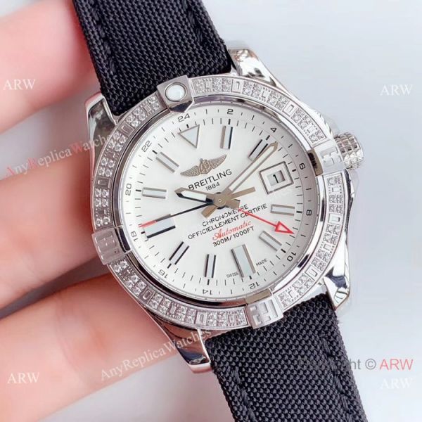 Noob V2 Breitling Avenger II GMT Swiss 2836 Watch White Face Diamond Bezel Noob V2 Breitling Avenger II GMT Swiss 2836 Watch White Face Diamond Bezel
