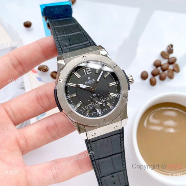 Solid Black Hublot Classic Fusion Men Watch New Replica Solid Black Hublot Classic Fusion Men Watch New Replica