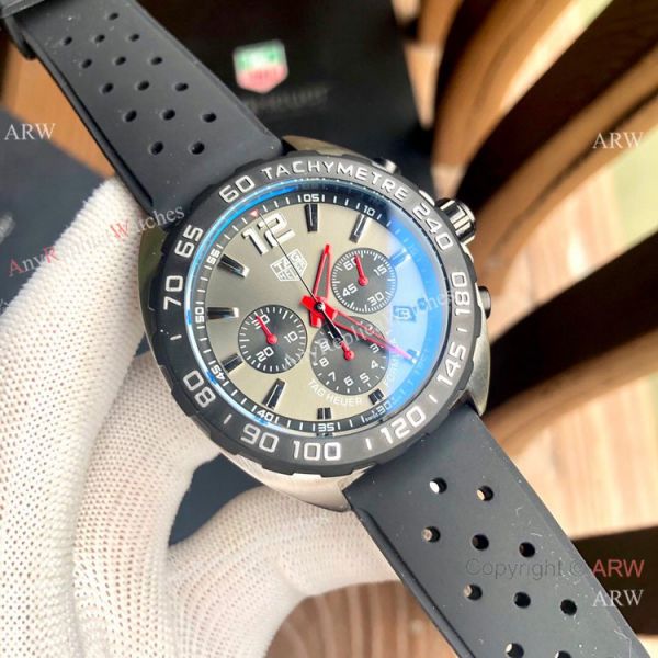 Copy Tag Heuer F1 Formula 1 Black and Silver Watch Men Size Copy Tag Heuer F1 Formula 1 Black and Silver Watch Men Size