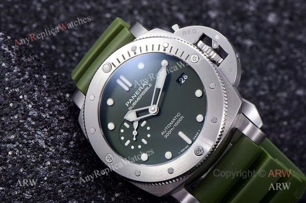 VS Factory New Panerai Submersible PAM01055 Verde Militare 42mm Green Dial Swiss Replica Watches VS Factory New Panerai Submersible PAM01055 Verde Militare 42mm Green Dial Swiss Replica Watches