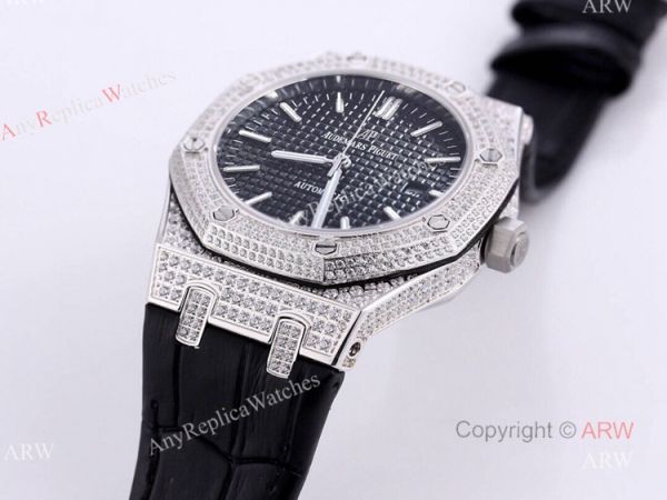 Swiss Audemars Piguet Replica Watch AP Royal Oak Full Diamond Watch Swiss Audemars Piguet Replica Watch AP Royal Oak Full Diamond Watch