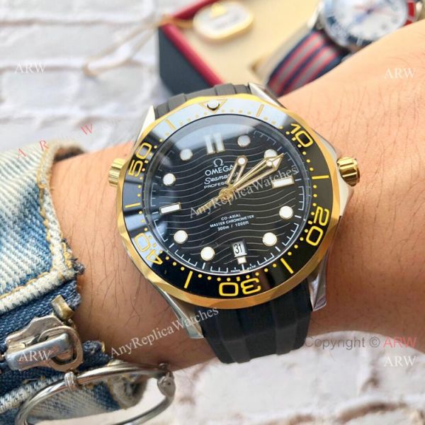 New Copy Omega Seamaster Diver 300 M Wristwatch 2-Tone Blue Ceramic New Copy Omega Seamaster Diver 300 M Wristwatch 2-Tone Blue Ceramic