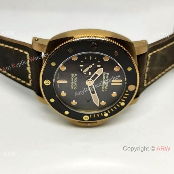 Panerai Luminor Submersible PAM00968 Watch Brass Case Panerai Luminor Submersible PAM00968 Watch Brass Case