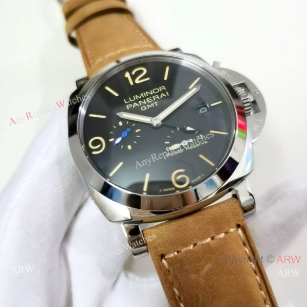 Panerai Luminor GMT PAM1321 Stainless Steel Brown Leather Strap Watch Panerai Luminor GMT PAM1321 Stainless Steel Brown Leather Strap Watch