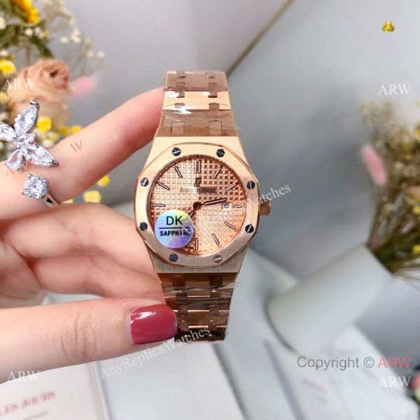 Best Copy Audemars Piguet Royal Oak Two Tone Watch 33mm Women Best Copy Audemars Piguet Royal Oak Two Tone Watch 33mm Women