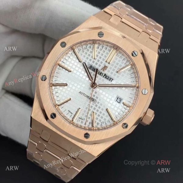 BF Swiss Replica AP 15400 Audemars Piguet Royal Oak Rose Gold Silver Dial Watch BF Swiss Replica AP 15400 Audemars Piguet Royal Oak Rose Gold Silver Dial Watch