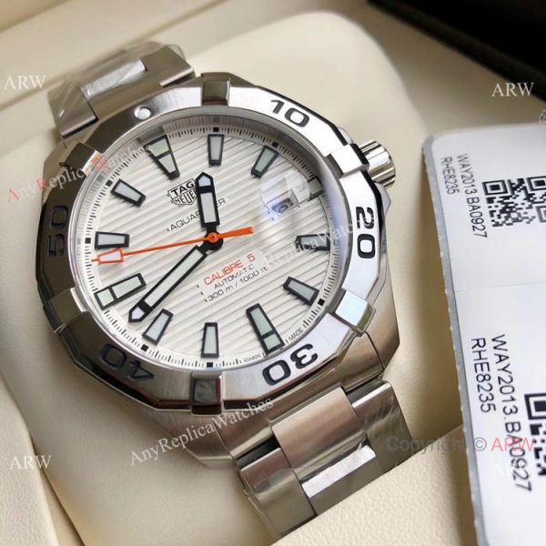 Swiss Clone TagHeuer Aquaracer Calibre 5 Watch White Dial Automatic Swiss Clone TagHeuer Aquaracer Calibre 5 Watch White Dial Automatic
