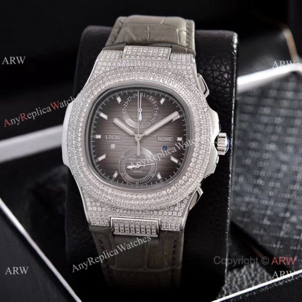Japan Grade Patek Philippe Nautilus Diamonds Watches Gray Leather Strap Japan Grade Patek Philippe Nautilus Diamonds Watches Gray Leather Strap