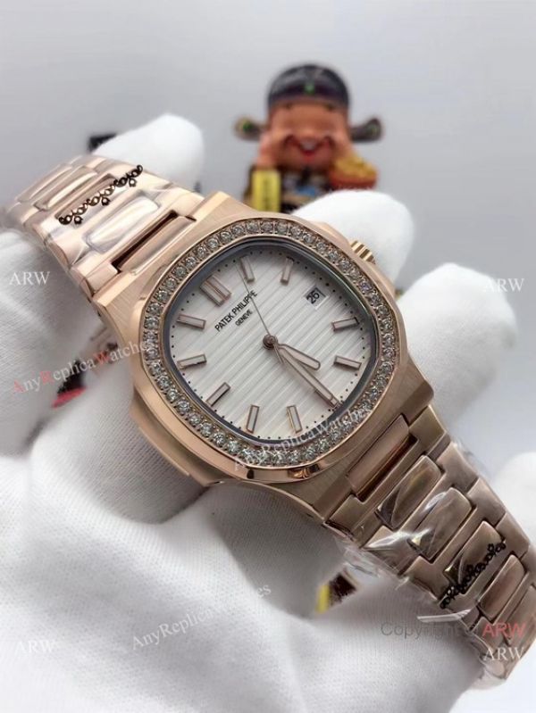 Patek Philippe Nautilus Replica Watch Diamond Bezel Rose Gold Patek Philippe Nautilus Replica Watch Diamond Bezel Rose Gold
